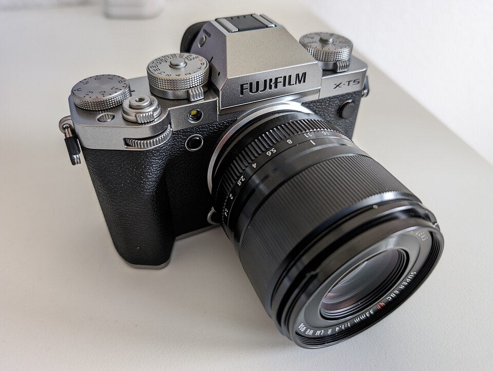 Fujifilm X-T5 ikinci el — fiyat, kondisyon ve stok bilgisi